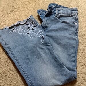 Gap girl’s flared jeans with embroidered cutouts